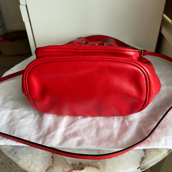 Authentic Prada leather bucket bag - Picture 3 of 7